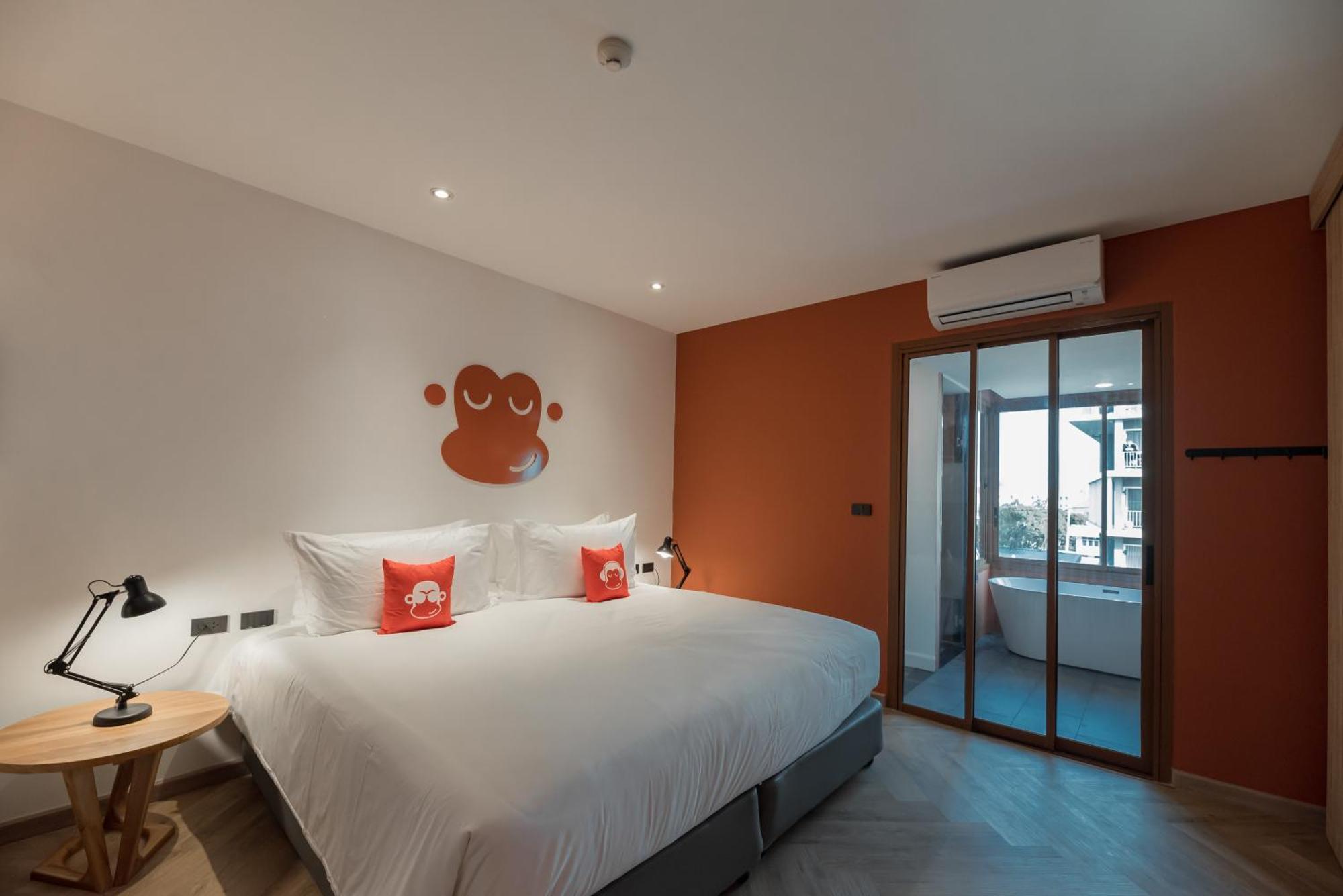 Blu Monkey Hub And Hotel Bangsaen Exterior photo