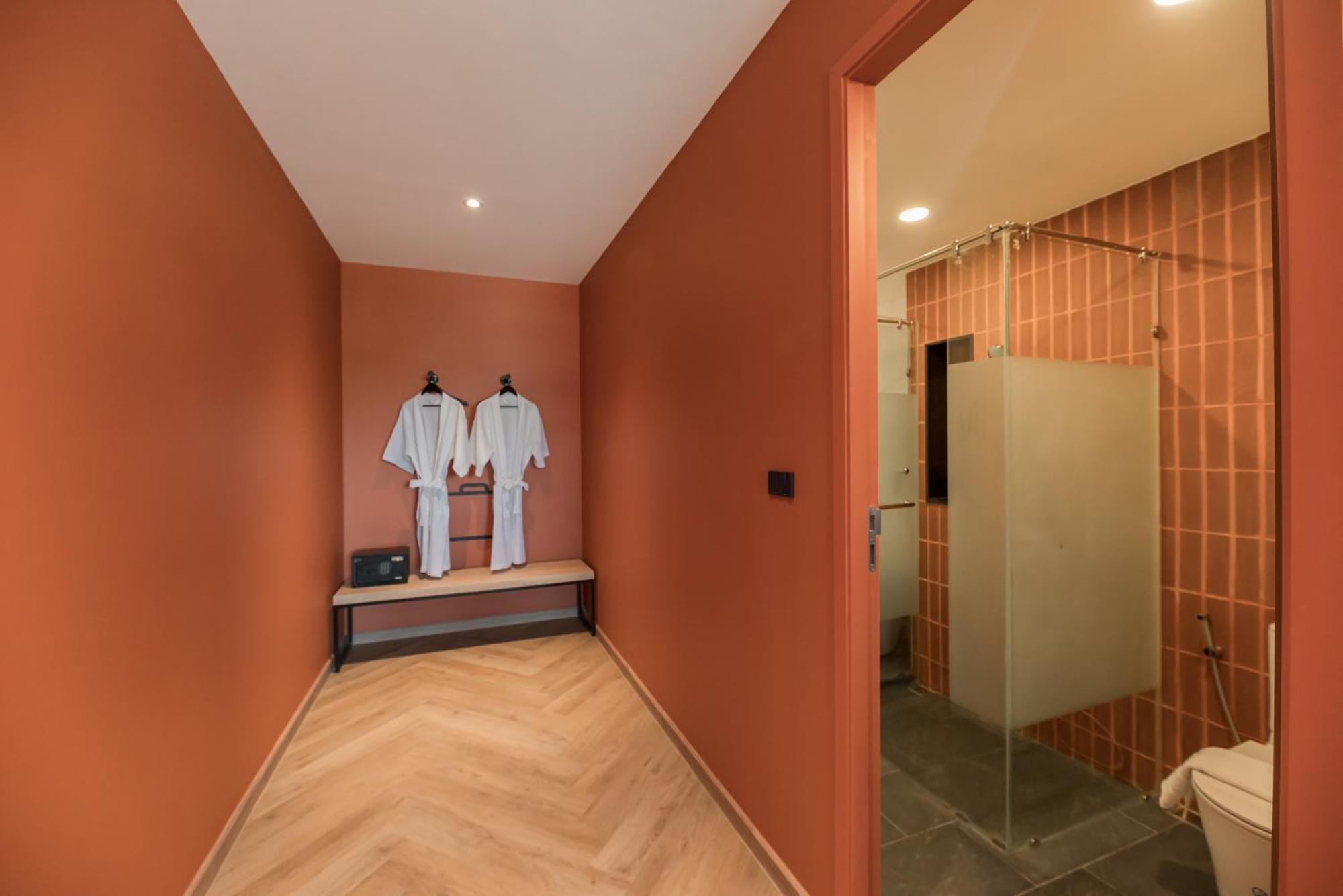 Blu Monkey Hub And Hotel Bangsaen Room photo